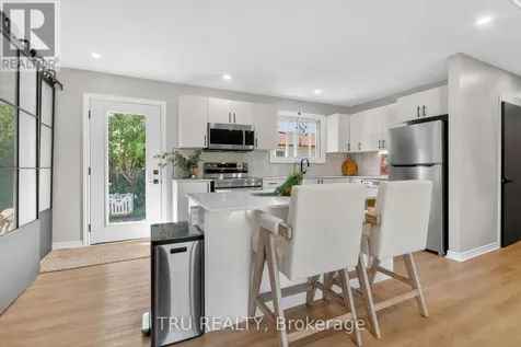 19 Todd Drive Ottawa ON K0A 2Z0