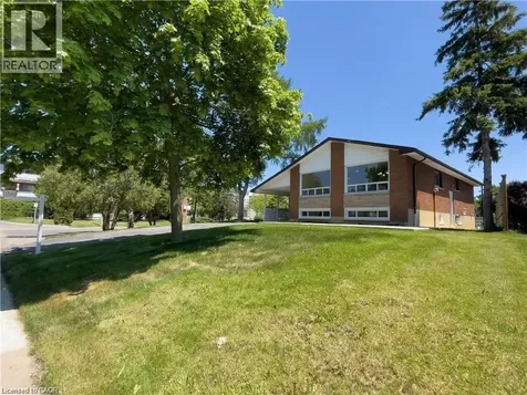 15 Champlain Avenue Hamilton ON L8G 2H5