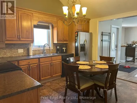 124 Douglas Street Chatsworth ON N0H 2V0