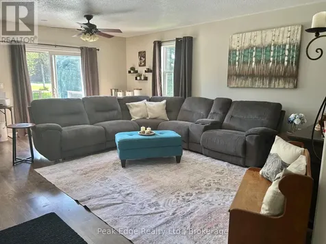 124 Douglas Street Chatsworth ON N0H 2V0