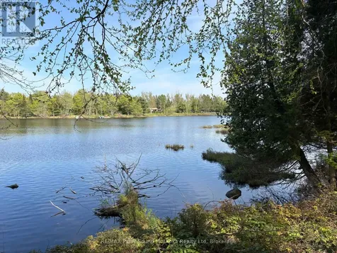 9 Sunnyshore Park Drive Mckellar ON P2A 0B5