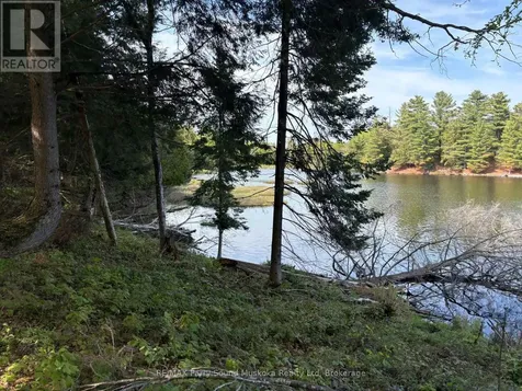 9 Sunnyshore Park Drive Mckellar ON P2A 0B5