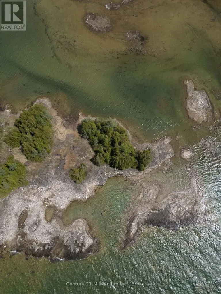 45A & 45b Island South Bruce Peninsula ON N0H 2T0