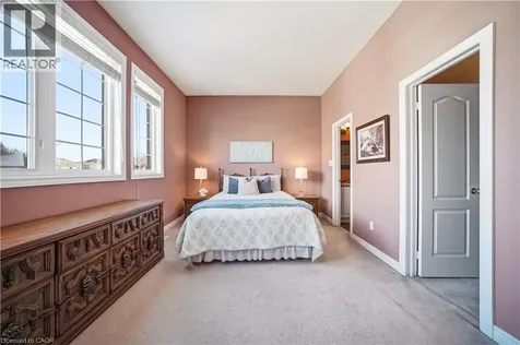 2070 Willhaven Trail Oakville ON L6M 5G3