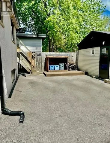 209 Dundurn Street South Hamilton ON L8P 4K6