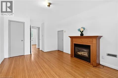447 Melvin Avenue Hamilton ON L8H 2L6
