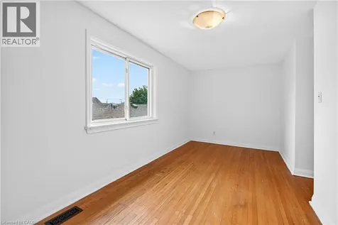 447 Melvin Avenue Hamilton ON L8H 2L6