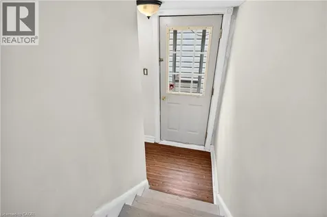 447 Melvin Avenue Hamilton ON L8H 2L6