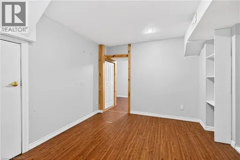 447 Melvin Avenue Hamilton ON L8H 2L6
