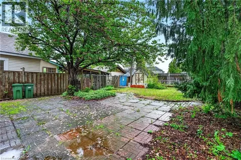 447 Melvin Avenue Hamilton ON L8H 2L6