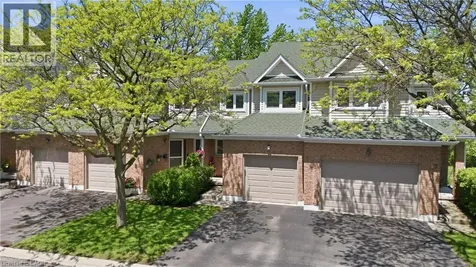 2215 Cleaver Avenue Burlington ON L7M 4C5