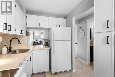 6362 Bilberry Drive Ottawa ON K1C 4P7