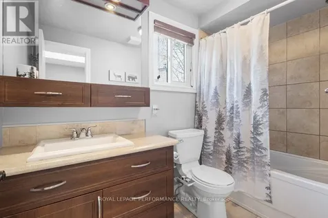 6362 Bilberry Drive Ottawa ON K1C 4P7