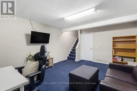 6362 Bilberry Drive Ottawa ON K1C 4P7
