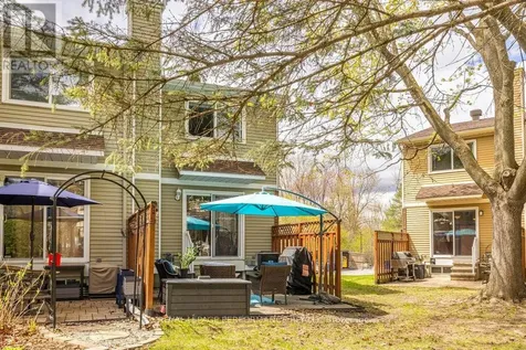 6362 Bilberry Drive Ottawa ON K1C 4P7