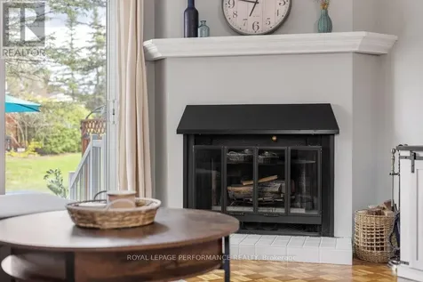6362 Bilberry Drive Ottawa ON K1C 4P7