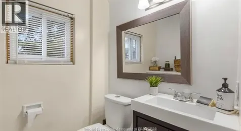 329 Pierre Avenue Windsor ON N9A 2J7