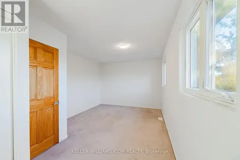 968 Meadowlands Drive Ottawa ON K2C 0K3