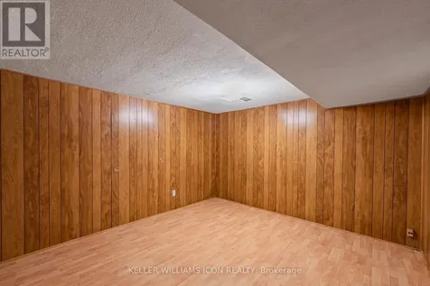 968 Meadowlands Drive Ottawa ON K2C 0K3