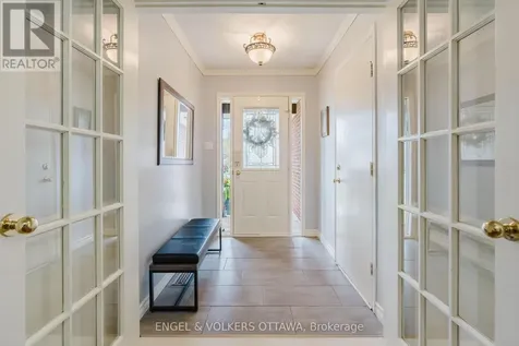 30 Huntings End Avenue Ottawa ON K2M 1R3