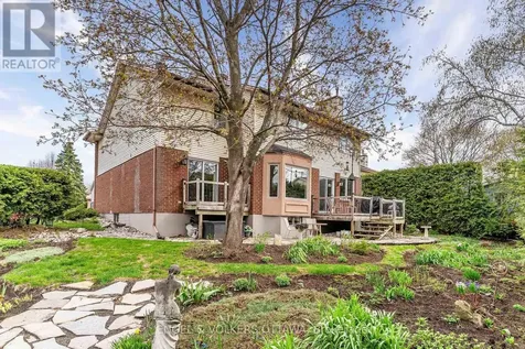 30 Huntings End Avenue Ottawa ON K2M 1R3