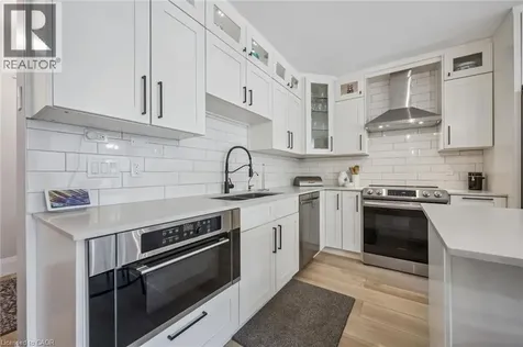 688 Preston Parkway Cambridge ON N3H 5K6