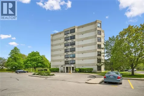 688 Preston Parkway Cambridge ON N3H 5K6