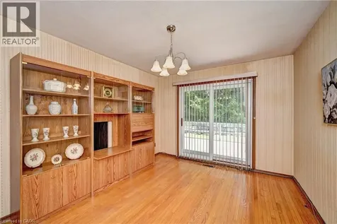 132 Forest Hill Drive Kitchener ON N2M 4G3