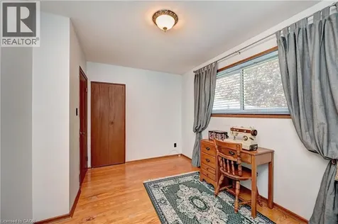 132 Forest Hill Drive Kitchener ON N2M 4G3