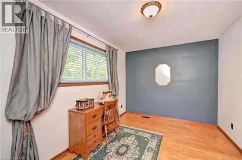 132 Forest Hill Drive Kitchener ON N2M 4G3