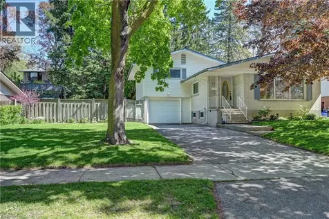 132 Forest Hill Drive Kitchener ON N2M 4G3