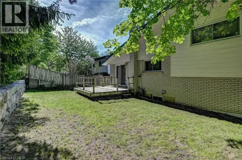 132 Forest Hill Drive Kitchener ON N2M 4G3