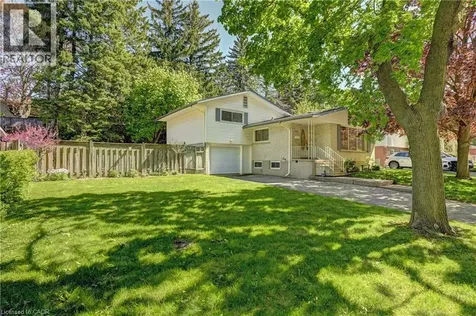 132 Forest Hill Drive Kitchener ON N2M 4G3