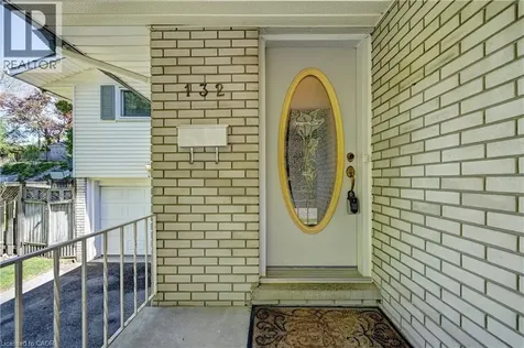 132 Forest Hill Drive Kitchener ON N2M 4G3