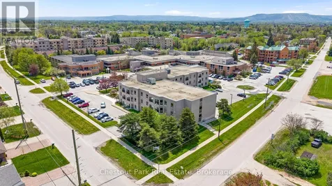 49 Raglan Street Collingwood ON L9Y 4X1