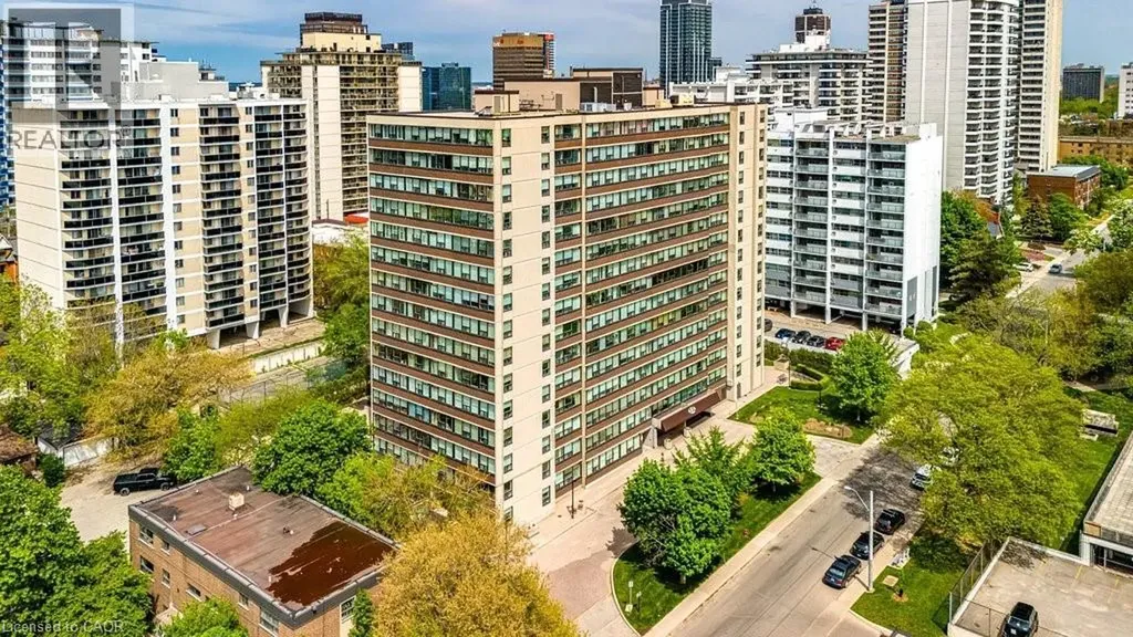 120 Duke Street Hamilton ON L8P 4T1