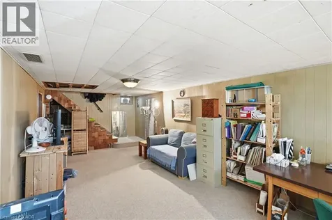 39 Paradise Road North Hamilton ON L8S 3S6