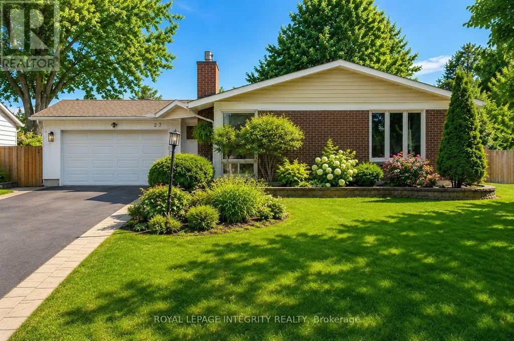 27 Birchview Road Ottawa ON K2G 3G3