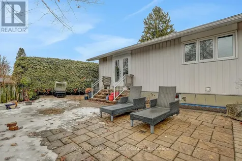27 Birchview Road Ottawa ON K2G 3G3