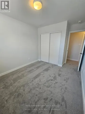 316 Mishi Private Ottawa ON K1K 4Z1