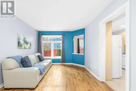 189 Gray Crescent Ottawa ON K2K 3L8