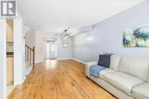 189 Gray Crescent Ottawa ON K2K 3L8