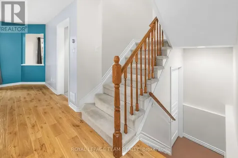 189 Gray Crescent Ottawa ON K2K 3L8