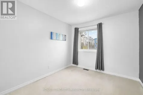 189 Gray Crescent Ottawa ON K2K 3L8