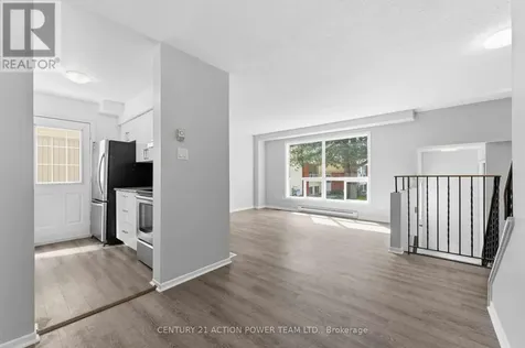 17 Sonnet Crescent Ottawa ON K2H 8W8