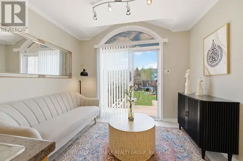 2208 Brockstone Crescent Ottawa ON K4A 4V4