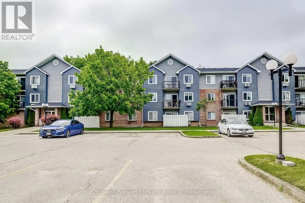 275 Eiwo Court Waterloo ON N2K 2M8