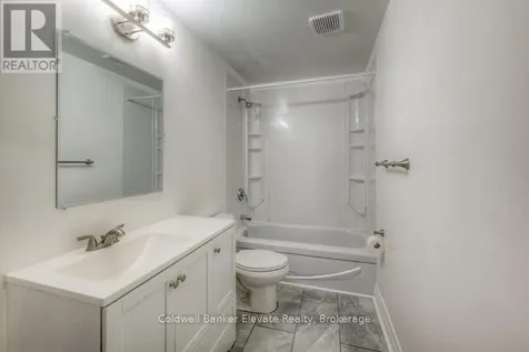 275 Eiwo Court Waterloo ON N2K 2M8