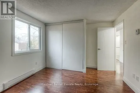 275 Eiwo Court Waterloo ON N2K 2M8