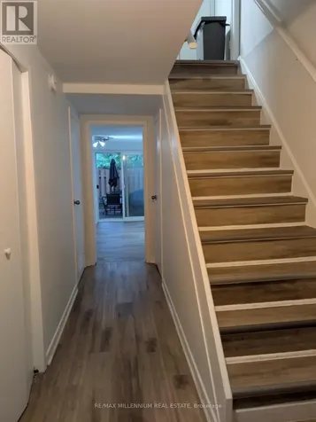 30 Green Valley Drive Kitchener ON N2P 1G8